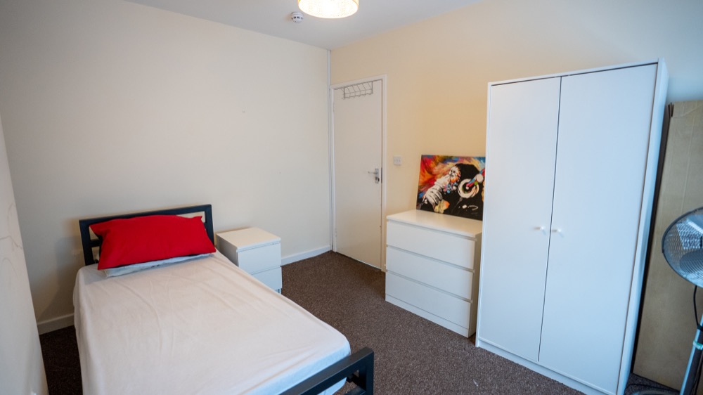 sudbury bedroom